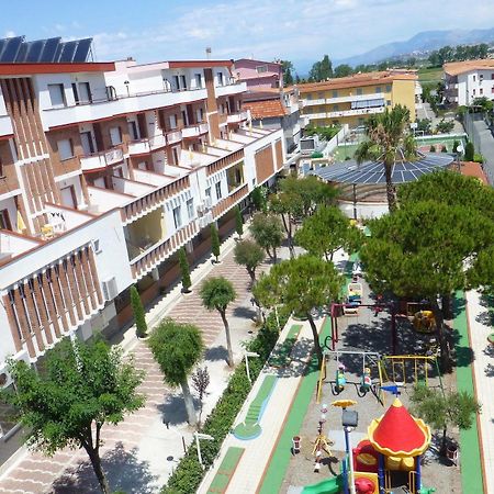 Apparthotel Residence Riviera Dei Cedri Santa Maria Del Cedro Exterior photo
